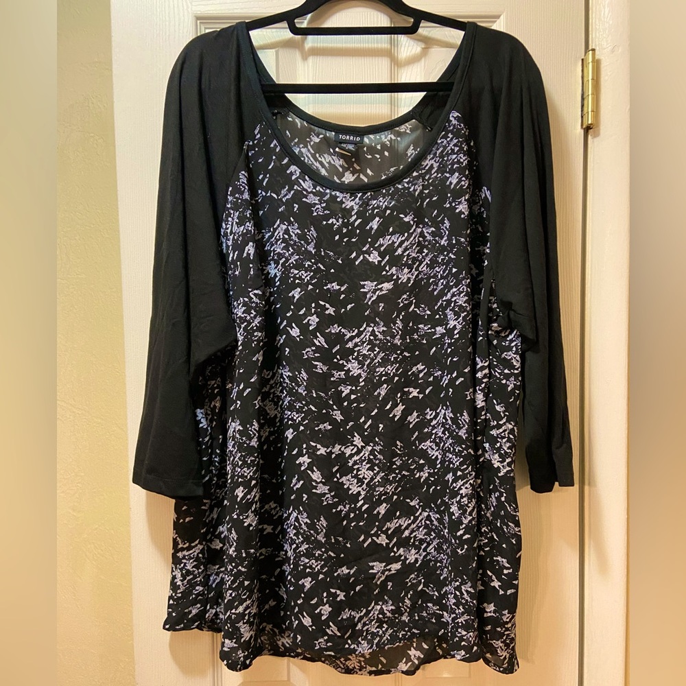 Torrid 3/4 Sleeve Chiffon Style Shirt